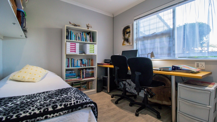 2 Bedroom Property for Sale in Pinelands Western Cape
